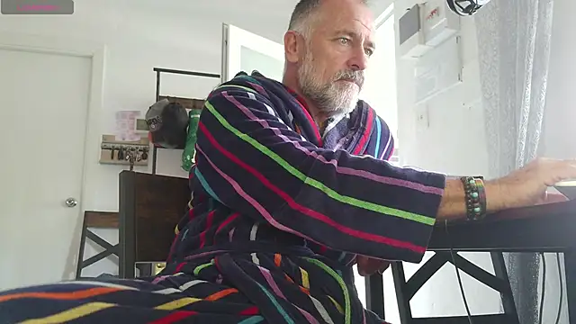 DaddybearVLC online show from November 1, 12:07 pm