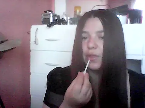 Snapshot of Oxitocina2000 chatting on November 26, 7:59 pm Oxitocina2000 online show from November 26, 7:59 pm