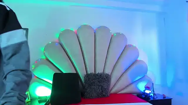 Natasha  Blue online show from February 18, 7:41 pm