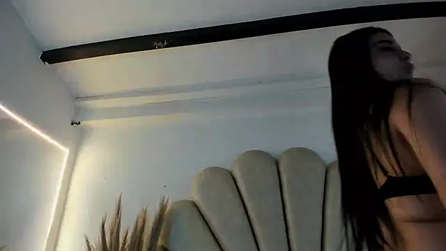 Natasha  Blue online show from September 19, 6:30 pm