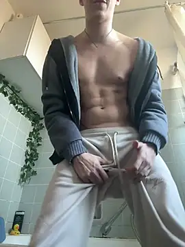 Toyjungee online show from March 3, 3:20 pm