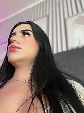 nicolette sweet  online show from March 23, 11:53 pm