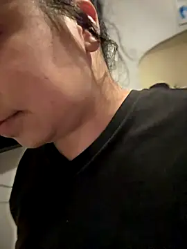 kimmiakiss22 online show from November 7, 6:19 pm