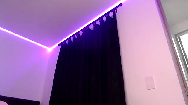 dolcemacca online show from March 13, 2:16 am