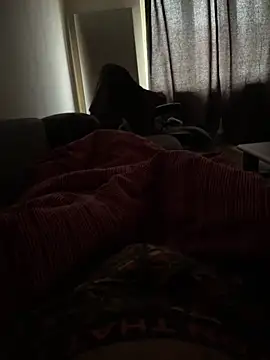 Snapshot of Nando chatting on February 3, 8:30 am Nando online show from February 3, 8:30 am