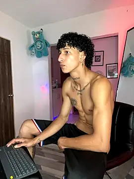 Snapshot of mike_casseano chatting on September 15, 2:55 am mike casseano online show from September 15, 2:55 am