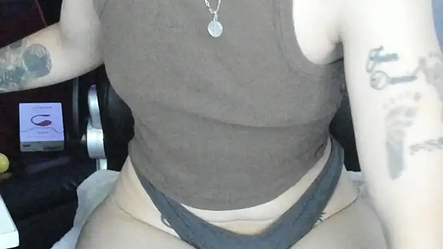 natasha logan  online show from November 8, 4:01 am