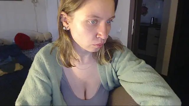 amanda kiss kiss online show from December 12, 1:17 pm