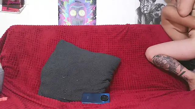 Snapshot of IM_MAYA chatting on February 4, 1:16 pm IM MAYA online show from February 4, 1:16 pm