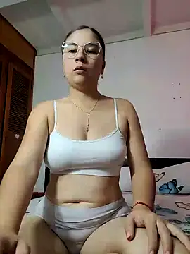 selena gomez2 online show from March 17, 1:50 pm