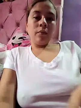 selena gomez2 online show from November 5, 1:33 pm