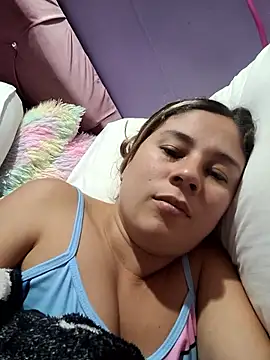 selena gomez2 online show from March 7, 2:52 am