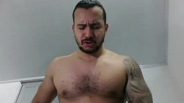 Snapshot of christian_colombian1 chatting on September 20, 6:14 am christian colombian1 online show from September 20, 6:14 am