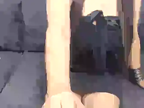 Snapshot of naughtyannu chatting on December 9, 5:52 pm naughtyannu online show from December 9, 5:52 pm