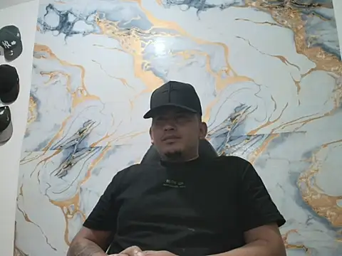 Snapshot of myke_andrade chatting on April 29, 2:59 am myke andrade online show from April 29, 2:59 am