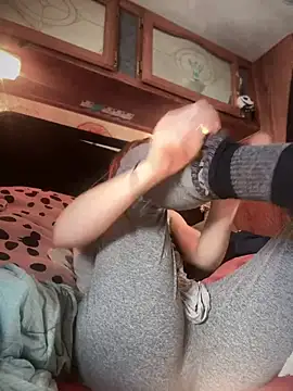 GoldenFlameGoddess online show from March 22, 9:10 pm