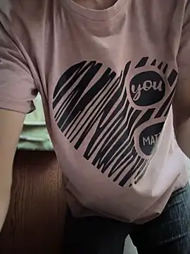 GoldenFlameGoddess online show from October 7, 12:30 am