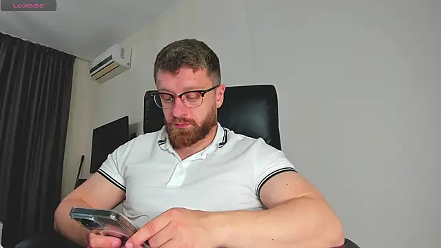 Findom guy online show from March 13, 8:48 pm