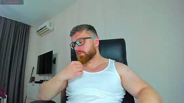 Findom guy online show from March 23, 1:04 pm