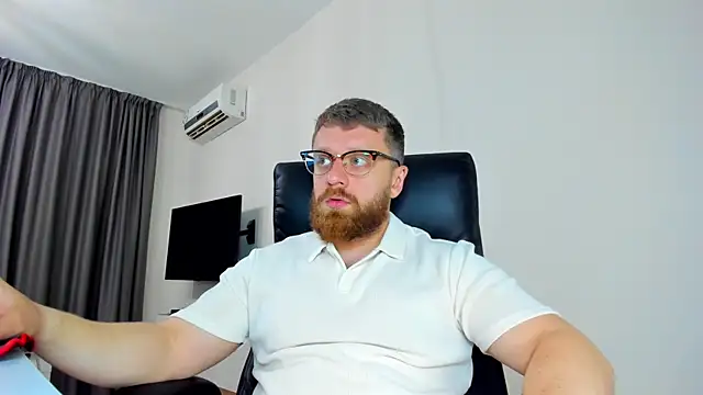 Findom guy online show from April 10, 12:10 pm