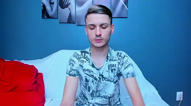 andboyfor6 online show from January 21, 12:50 pm