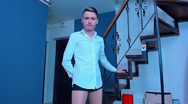 andboyfor6 online show from February 23, 9:33 am