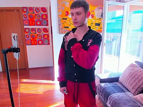 andboyfor6 online show from April 16, 5:41 am