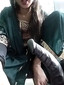 Snapshot of Noor_Darliing chatting on February 4, 6:06 pm Noor Darliing online show from February 4, 6:06 pm