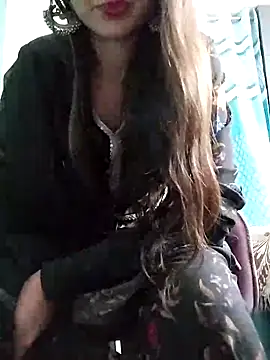 Snapshot of Noor_Darliing chatting on February 19, 3:27 pm Noor Darliing online show from February 19, 3:27 pm