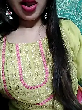 Snapshot of Noor_Darliing chatting on February 23, 6:56 pm Noor Darliing online show from February 23, 6:56 pm