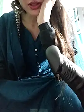 Snapshot of Noor_Darliing chatting on March 3, 3:09 pm Noor Darliing online show from March 3, 3:09 pm