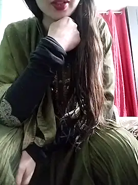 Snapshot of Noor_Darliing chatting on March 15, 6:21 pm Noor Darliing online show from March 15, 6:21 pm