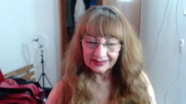 KarimaSarabe online show from May 19, 4:46 pm