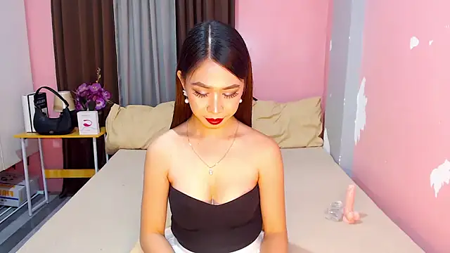 Malena Ts online show from April 7, 11:43 am