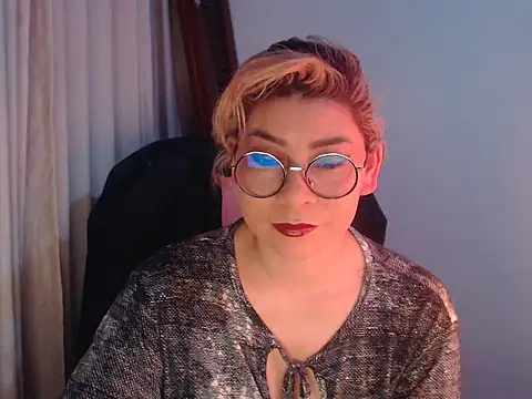 Snapshot of diane_fergusson chatting on March 25, 7:36 am diane fergusson online show from March 25, 7:36 am