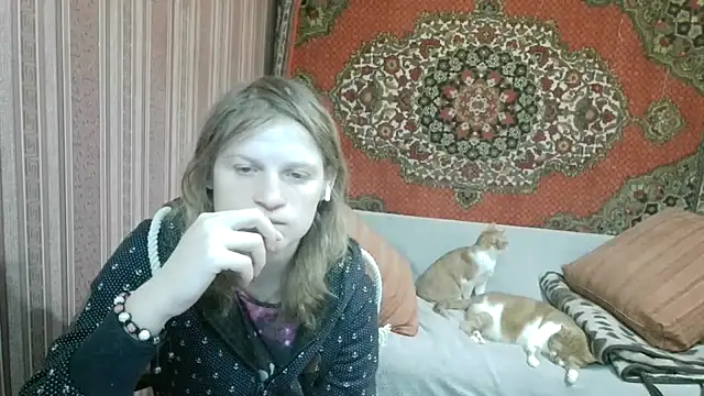 Kathlyn  Heath online show from February 19, 6:37 pm