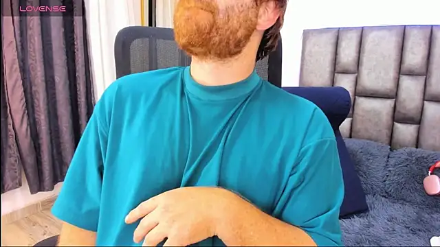 Snapshot of michacosio chatting on January 19, 2:48 am michacosio online show from January 19, 2:48 am