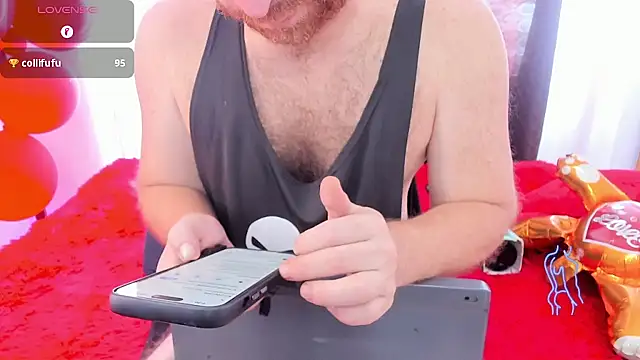 Snapshot of michacosio chatting on February 14, 7:21 pm michacosio online show from February 14, 7:21 pm