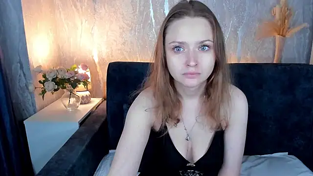 Snapshot of Linda_Bryant chatting on July 12, 12:12 am Linda Bryant online show from July 12, 12:12 am