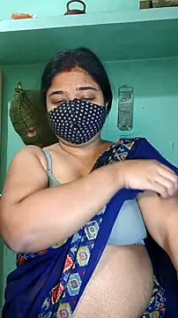 Snapshot of hotty_Sexy-couple chatting on February 3, 4:25 am hotty Sexy-couple online show from February 3, 4:25 am