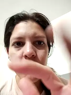 Mia Hampton online show from March 7, 12:56 pm