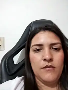 Mia Hampton online show from October 31, 1:39 am