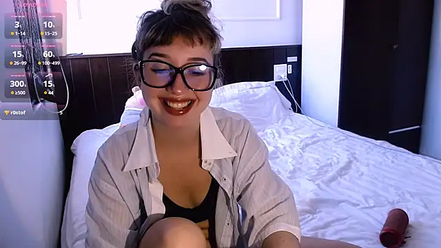 Cosmo Riri online show from February 1, 5:49 am