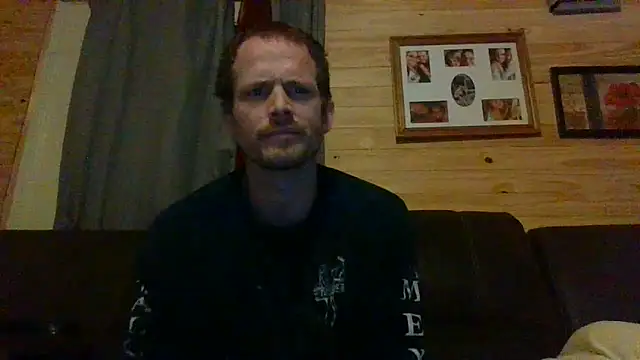 Snapshot of KBONE36 chatting on February 18, 2:38 am KBONE36 online show from February 18, 2:38 am