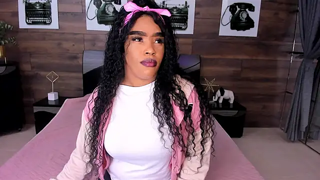Briana Wells  online show from July 3, 12:33 pm