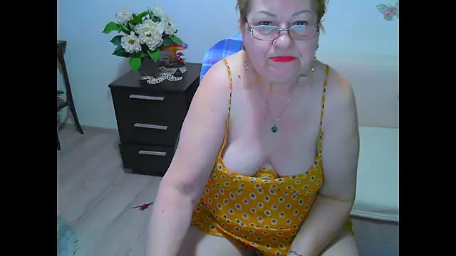 Hyllda online show from March 19, 10:09 pm