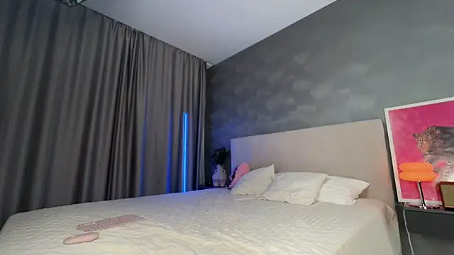 EllenMays online show from May 31, 11:06 pm