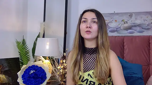 NicolLopeze online show from March 3, 8:16 am