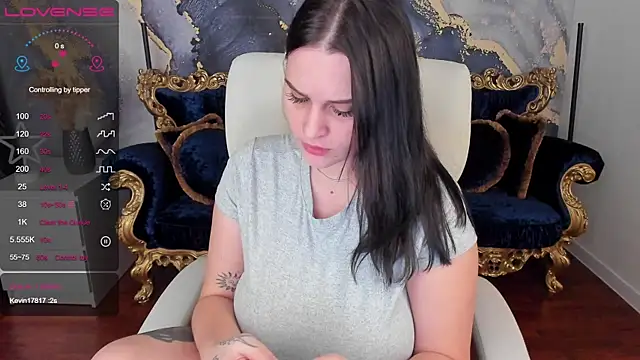 Snapshot of JeysyPotter chatting on December 2, 2:19 pm JeysyPotter online show from December 2, 2:19 pm