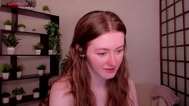 KateCuddle online show from June 22, 2:24 am